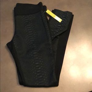 Gianni Bini leggings